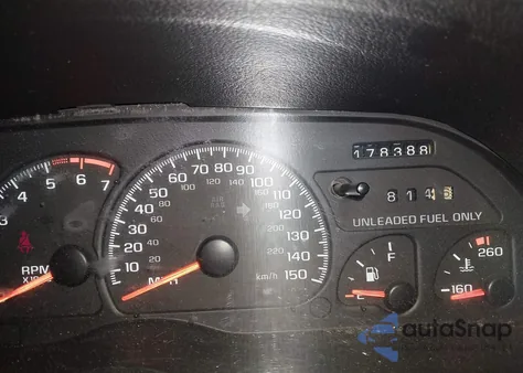 1996 Chevrolet Camaro Z28 z USA, uszkodzony, nr VIN 2G1FP22P4T2128698